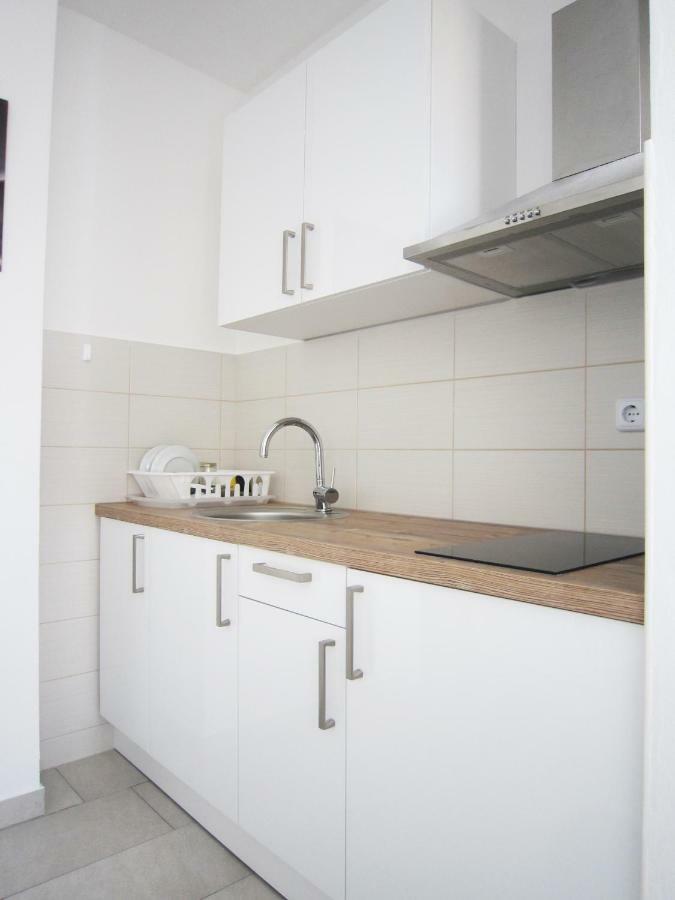 M&B Guest House Srima Exterior foto